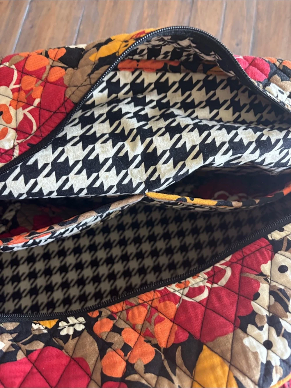 Quilted Floral Weekend Duffel Bag in Red & Mustard - Picture 8 of 10